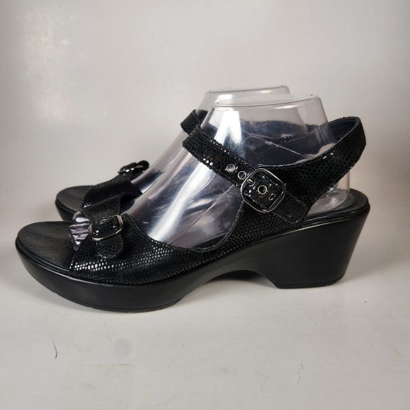 DANSKO Women's Joanie Sandal 42 / 11.5 Black Snake Print Leather Open Toe Shoe - Picture 5 of 13